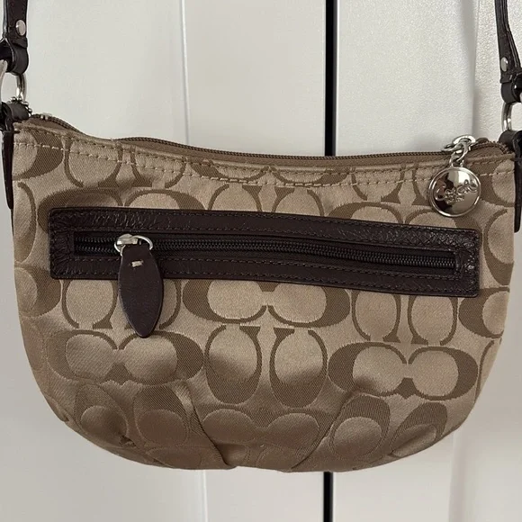 Coach crossbody - Picture 4 of 9